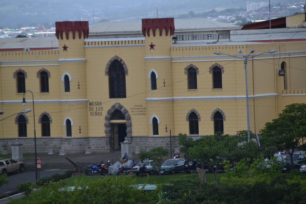 Best Hostel San Jose Bagian luar foto